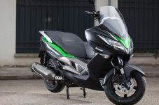 Kawasaki Tidak Latah...