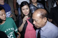 Dicegah ke Luar Negeri,...