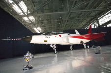 Japan Test Stealth Aircraft