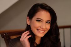 Pevita Pearce Jadi Gadis...