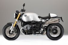 BMW Perkenalkan Motor...