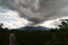 Bergejolak, Gunung Dempo...