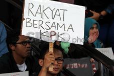 Mampukah KPK Tangani...