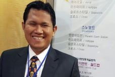 Penjahat Cyber Lebih...