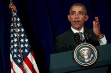 Naik Helikopter, Obama...