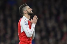 Imbang Lawan Southampton,...