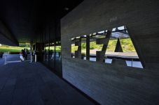 FIFA Batal Kucurkan...