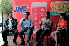 Shopee, Mobile Marketplace...