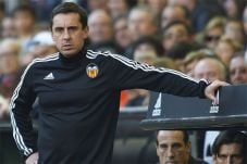 Gary Neville: Surat...