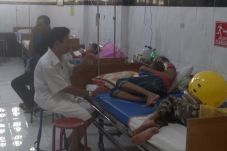 13 Pasien Demam Berdarah...