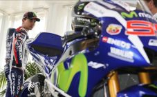 Lorenzo Baper Hadapi...