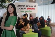 Sambut Valentine, Tokopedia...