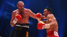 Mayweather Jr Bertaruh...