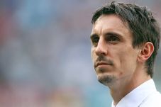 Gary Neville Pastikan...