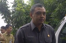 Berniat Jadi Ketum Golkar,...