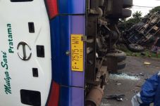 Bus Hantam 4 Motor dan...