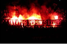 Militansi Persikmania...