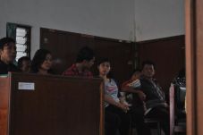 Enam Pasangan Mesum...