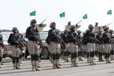 Saudi Bantah Siagakan...