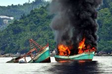 TNI AL-KKP Akan Tenggelamkan...