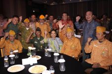Menteri Rini: Masyarakat...