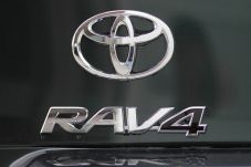 Toyota Lalukan Recall...