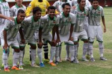 Krisis Pemain, Surabaya...