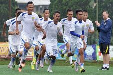 Disindir Takut Ikut...