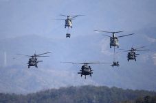 Ribuan Tentara AS dan...