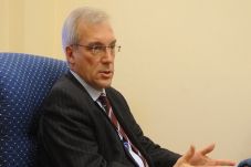 NATO Gunakan Konflik...