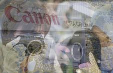 Mengintip Pabrik Canon...