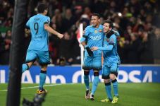 Barcelona Menang, Messi...