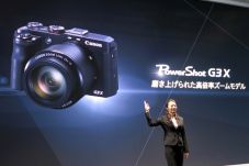 Canon Rilis Kamera Saku...