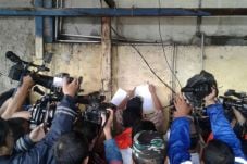 Pemkot Jakbar Layangkan...