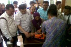 HT Hadiri Sunatan Massal...
