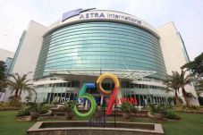 Laba Bersih Astra International...