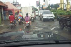 Hujan, Kondisi Jalan...
