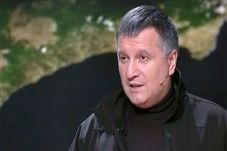 Rebut Crimea dari Rusia,...