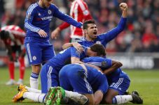 Dramatis, Chelsea Curi...