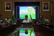 Kang Emil: Presiden...