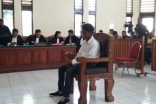 Jalani Sidang Putusan,...