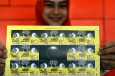 PT Pos Luncurkan Perangko...