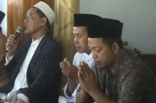 Jari Pengaku Nabi Isa...