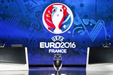 Trofi Piala Eropa 2016...