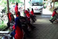 Penuhi Kebutuhan Darah,...