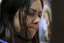 Wanita Pemenggal Gadis...