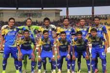 Wow! Kiper Gerri Mandagi...