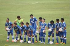 22 Pemain Persib Diberi...