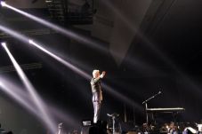 Tak Cuma Piawai Bermusik,...