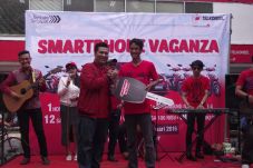 Smartphone Vaganza Telkomsel...